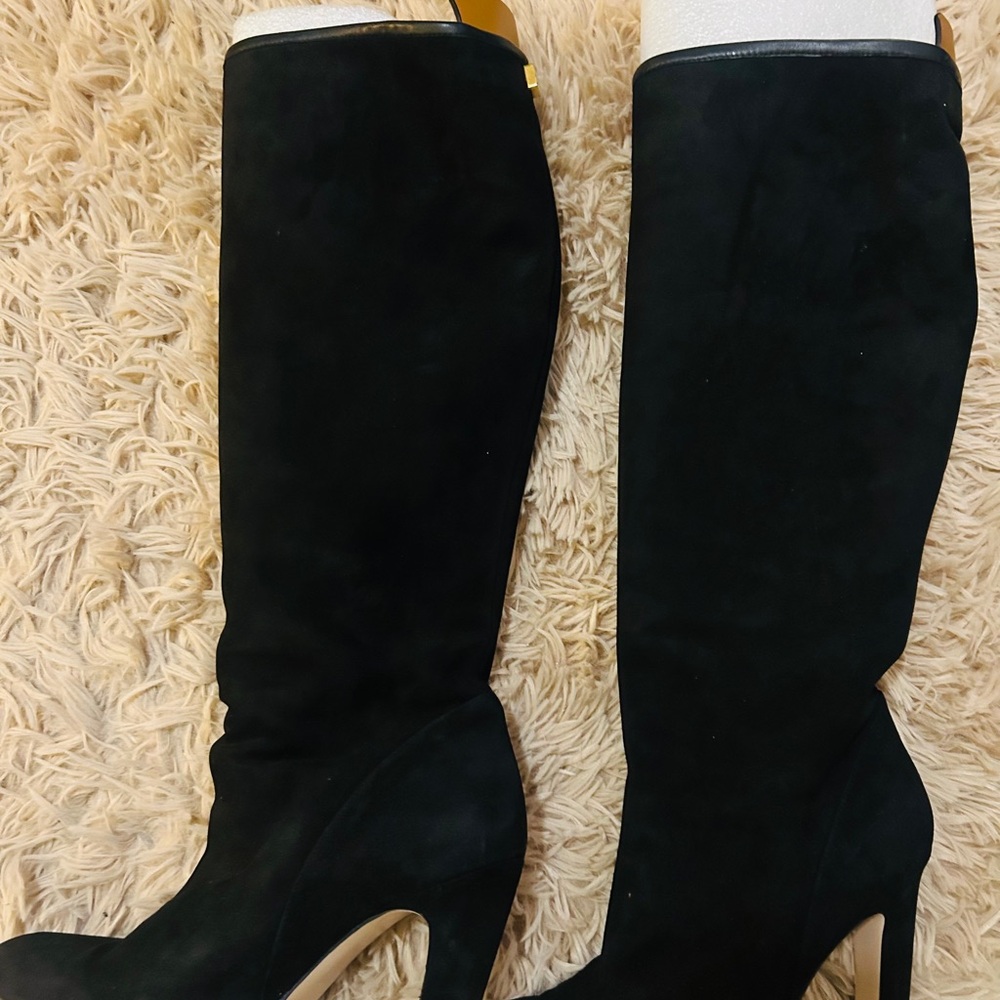 Stuart Weitzman Charlie Black Devon Knee High Boots - like new!!
